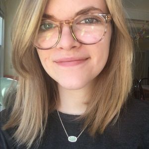 Meet your Posher, Alison